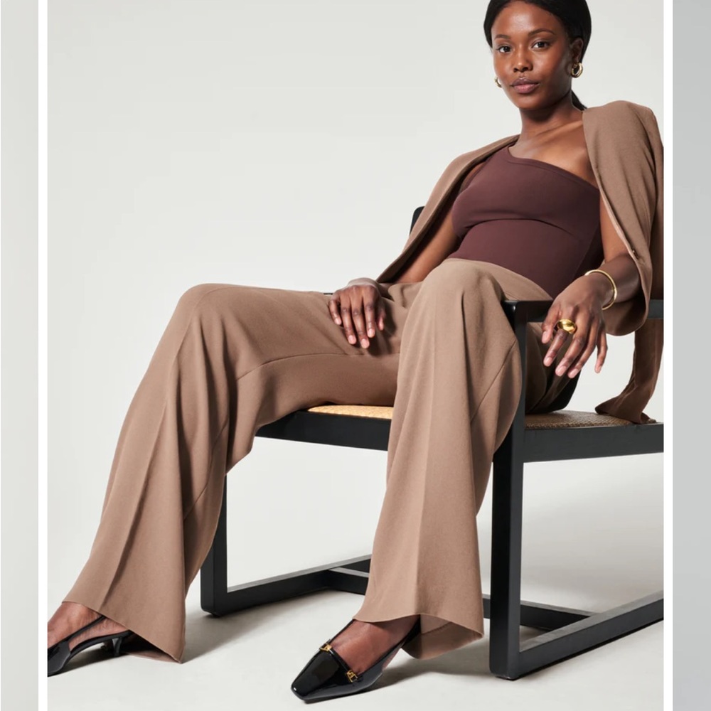 Spanx Carefree Crepe elastic waist pant size M